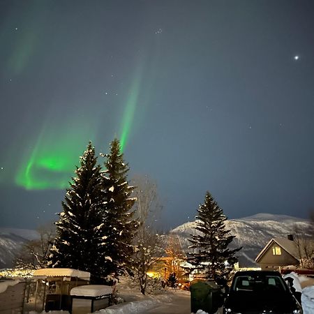 Arctic 3 Room Apartment - Aurora View - Free Parking Tromso Ngoại thất bức ảnh